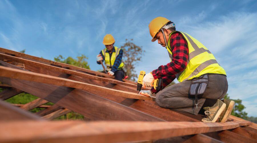 Professional Flat Roofing Installation services in Minot, ME